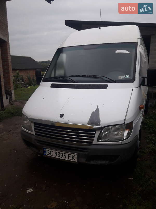 Грузовой фургон Dodge Sprinter 2006 в Львове