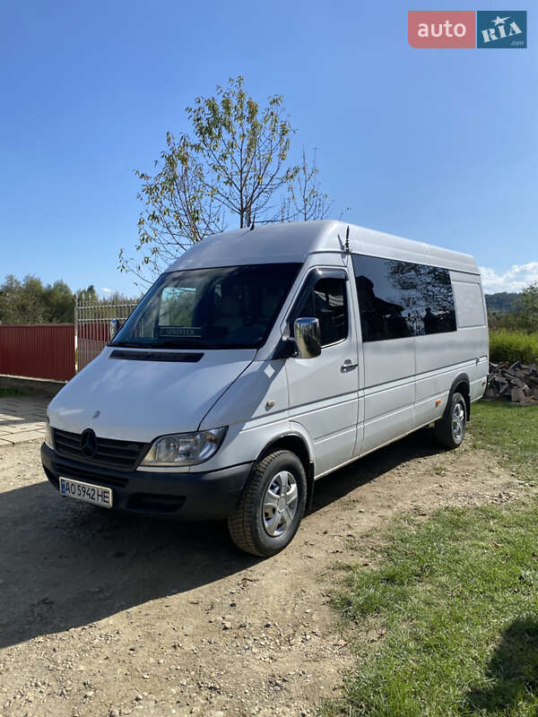 Микроавтобус Dodge Sprinter 2006 в 