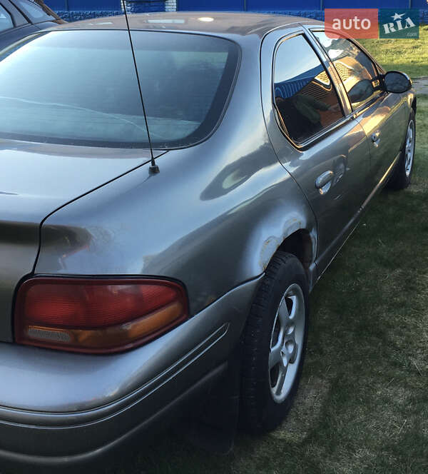 Седан Dodge Stratus 1998 в Буче