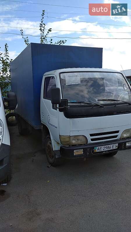 Вантажний фургон Dongfeng 1032 2005 в 