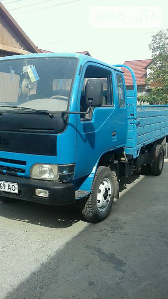  Dongfeng DF-30 2006 в Черновцах