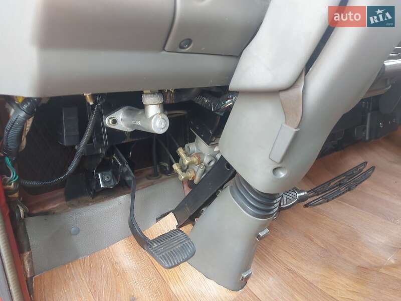 Грузовой фургон Dongfeng DF-47 2006 в Боярке