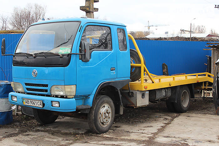  Dongfeng DFA 1044 2006 в Виннице