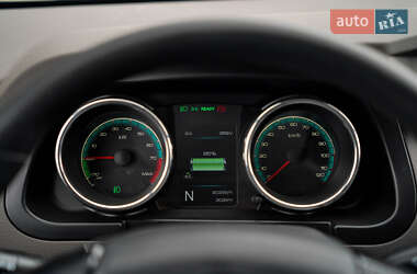 Вантажний фургон Dongfeng EM26 2022 в 