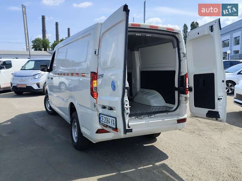 Грузовой фургон Dongfeng EM26 2022 в Киеве