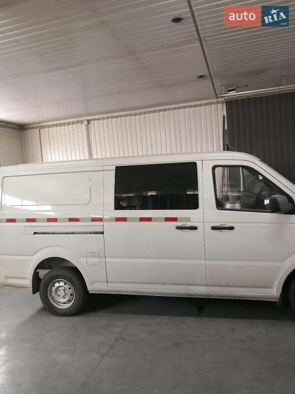 Грузовой фургон Dongfeng EM26 2022 в Киеве