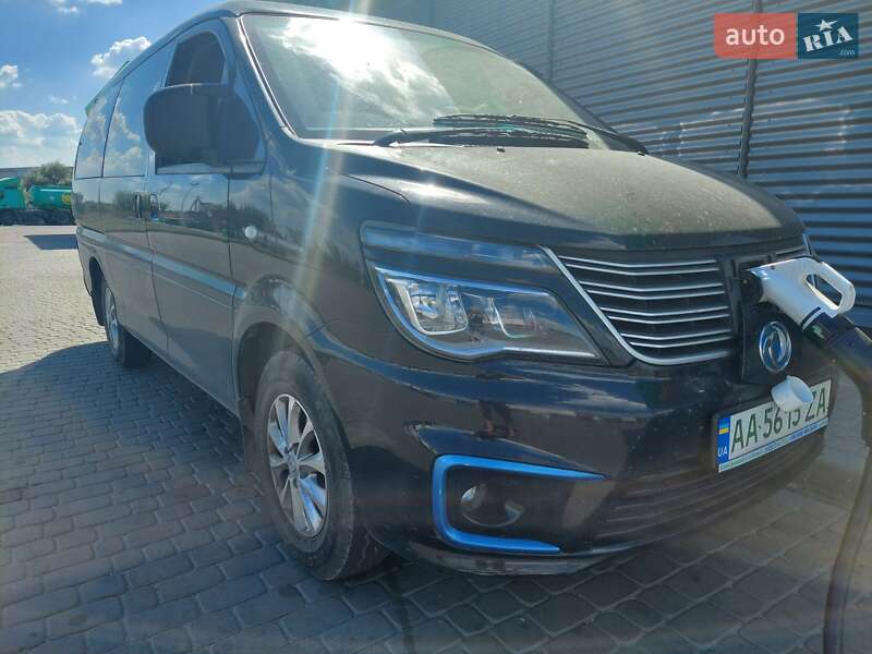 Минивэн Dongfeng M5EV 2020 в Днепре