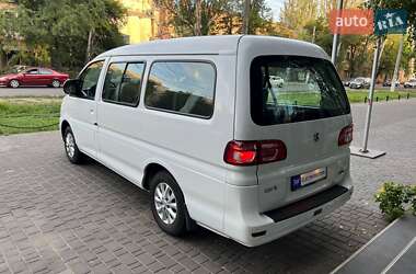 Минивэн Dongfeng M5EV 2020 в 