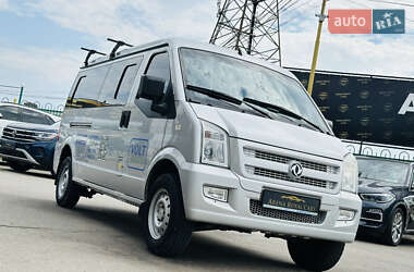 Минивэн Dongfeng M5EV 2018 в 