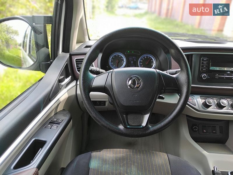 Минивэн Dongfeng M5EV 2019 в Киеве