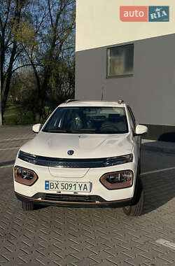 Внедорожник / Кроссовер Dongfeng Nano Box 2023 в 