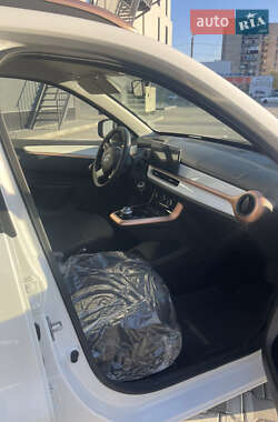 Внедорожник / Кроссовер Dongfeng Nano Box 2023 в 