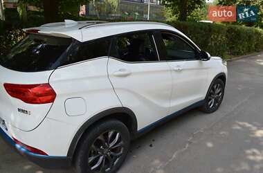 Внедорожник / Кроссовер Dongfeng Seres 3 2022 в 