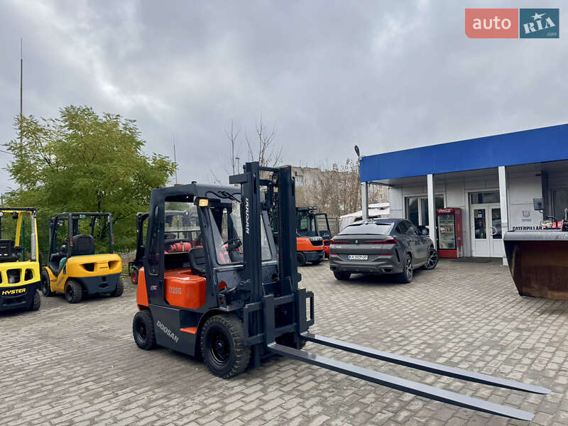 Вилочный погрузчик Doosan D 2008 в Радомышле фото 5 Вилочный погрузчик Doosan D 2008 в Радомышле
