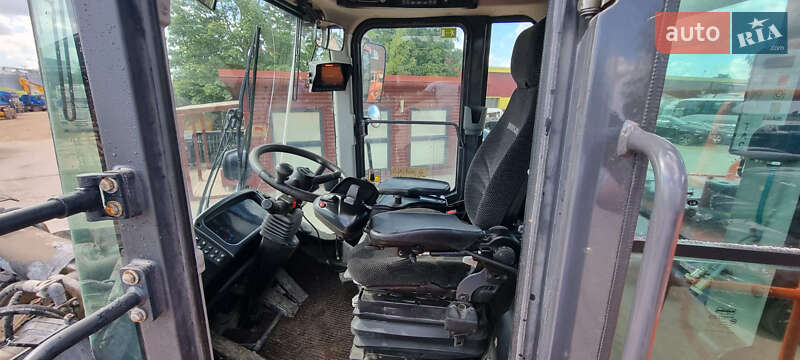 Фронтальный погрузчик Doosan DL 2020 в Одессе фото 14 Фронтальный погрузчик Doosan DL 2020 в Одессе