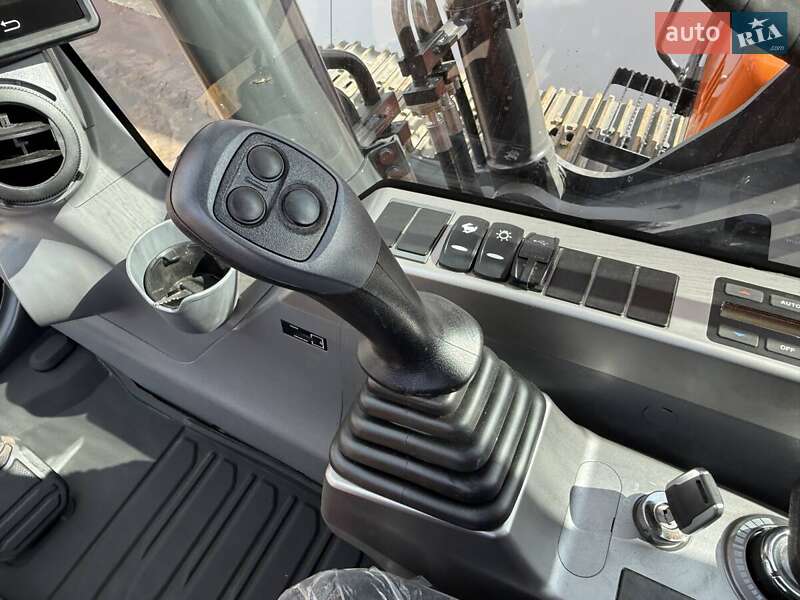 Гусеничний екскаватор Doosan DX 225LC-3 2025 в Києві фото 17 Гусеничний екскаватор Doosan DX 225LC-3 2025 в Києві