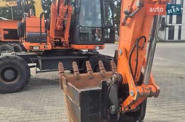 Экскаватор погрузчик Doosan DX 2013 в Черновцах