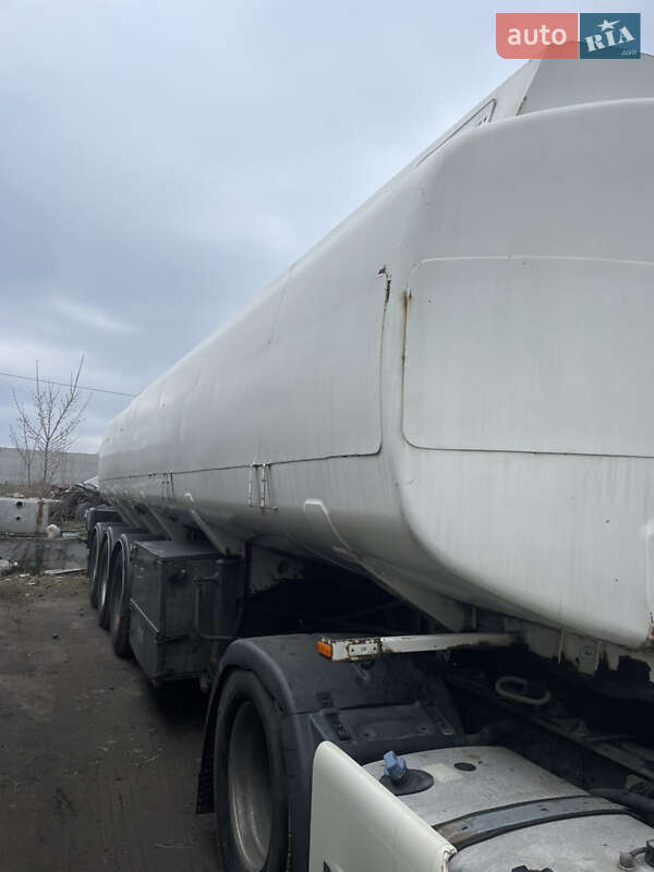 Цистерна полуприцеп Dromech BHT 2006 в 