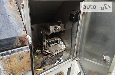 Цистерна полуприцеп Dromech CNG 2006 в 