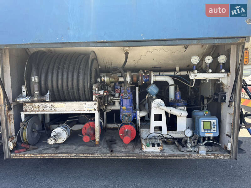 Газовоз Dromech CNG 2004 в Киеве