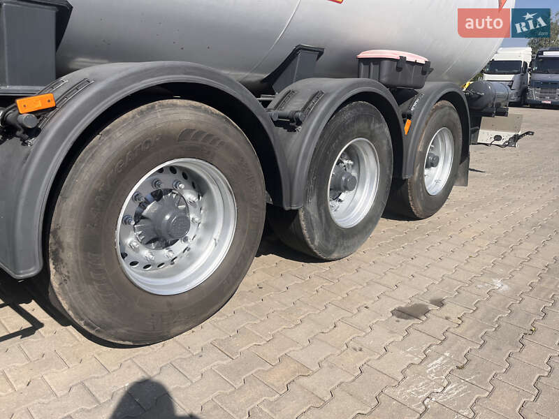 Газовоз Dromech CNG 2004 в Ровно фото 5 Газовоз Dromech CNG 2004 в Ровно