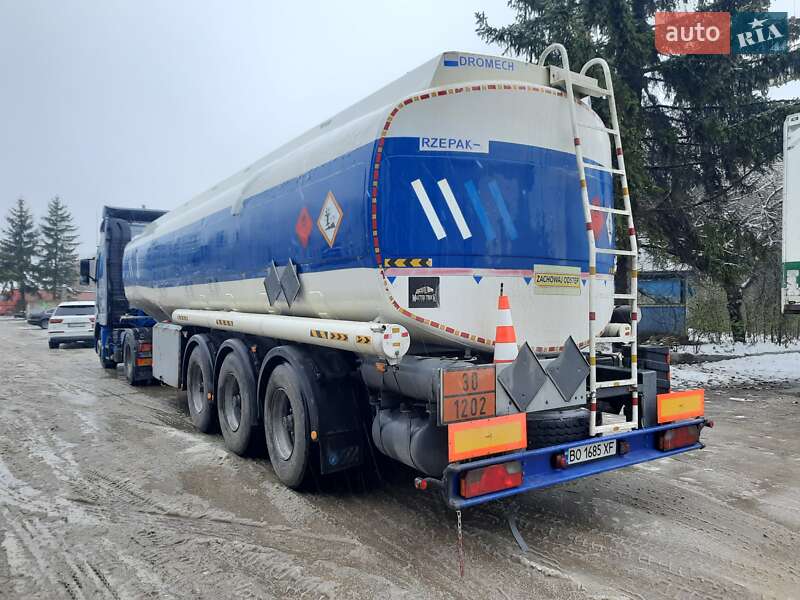 Цистерна напівпричіп Dromech CNK 1996 в Тернополі