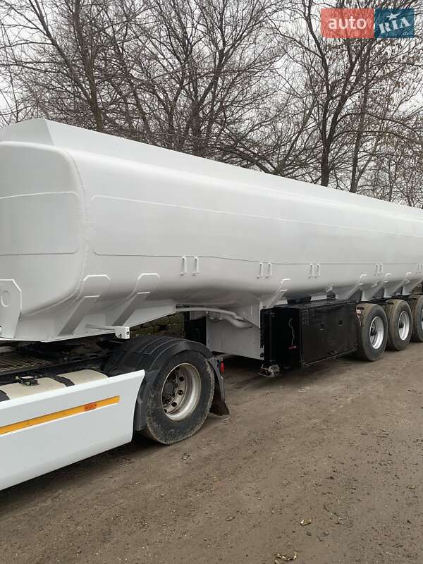 Цистерна полуприцеп Dromech CNK 2005 в Одессе