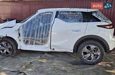 Внедорожник / Кроссовер DS 3 Crossback 2020 в 