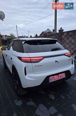 Позашляховик / Кросовер DS 3 Crossback 2022 в 