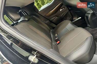 Внедорожник / Кроссовер DS 3 Crossback 2021 в 