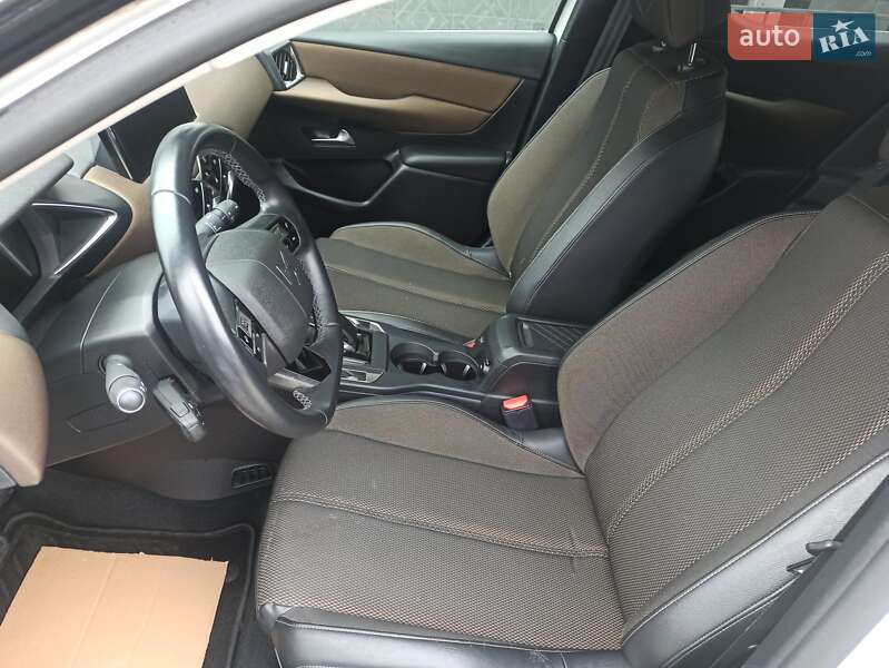 Позашляховик / Кросовер DS 3 Crossback 2020 в Дубні