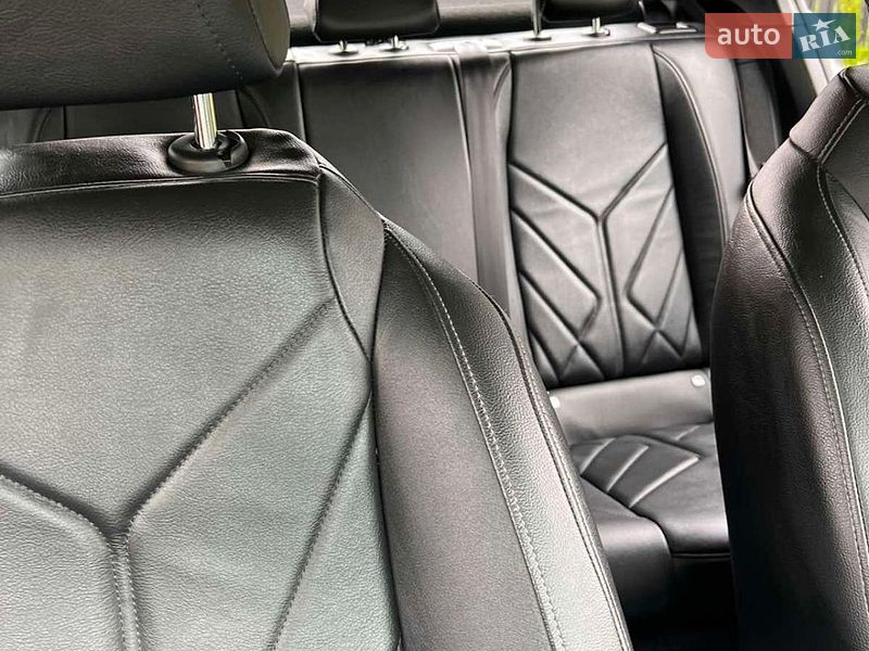 Внедорожник / Кроссовер DS 3 Crossback 2023 в Львове