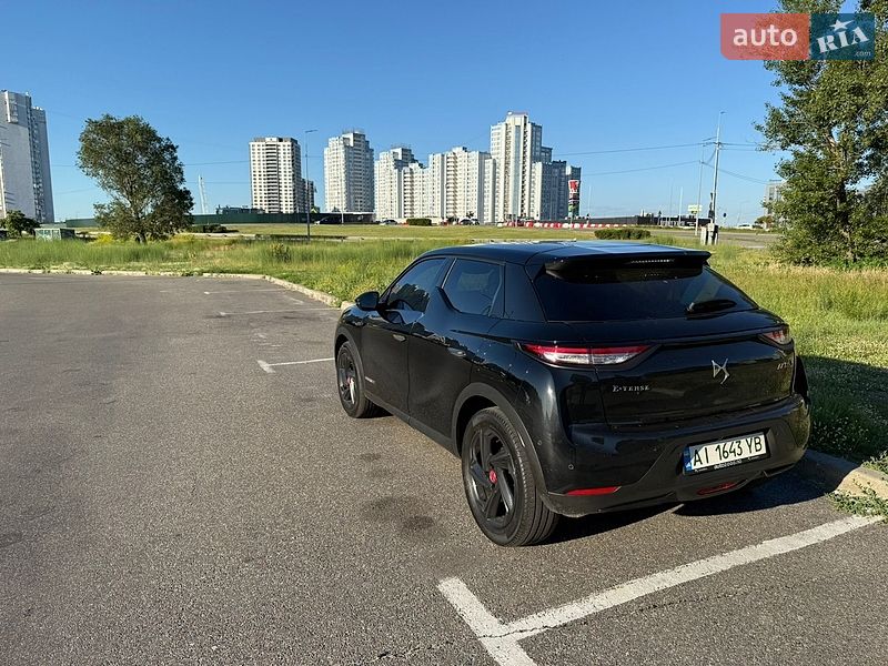 Внедорожник / Кроссовер DS 3 e-Tense 2020 в Киеве