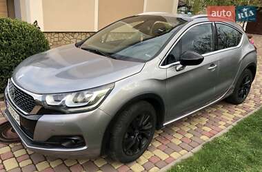 Позашляховик / Кросовер DS 4 Crossback 2016 в 
