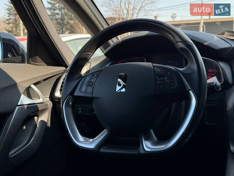 Хетчбек DS 5 2017 в Рівному