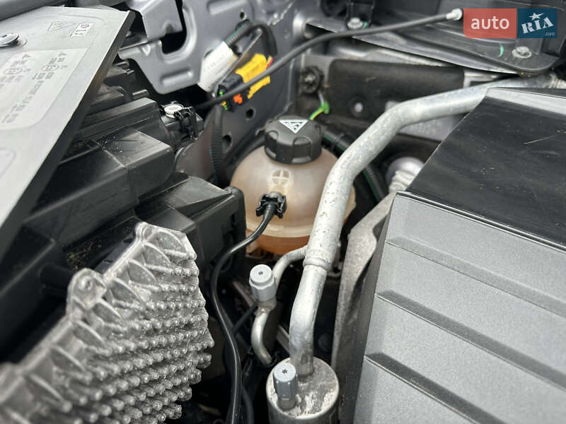 Позашляховик / Кросовер DS 7 Crossback 2020 в Луцьку фото 111 Позашляховик / Кросовер DS 7 Crossback 2020 в Луцьку