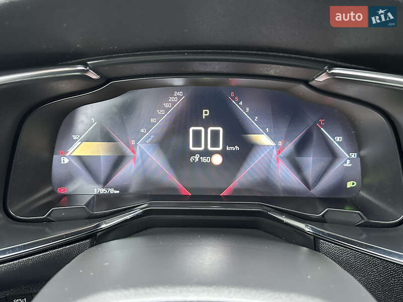 Внедорожник / Кроссовер DS 7 Crossback 2019 в Дрогобыче