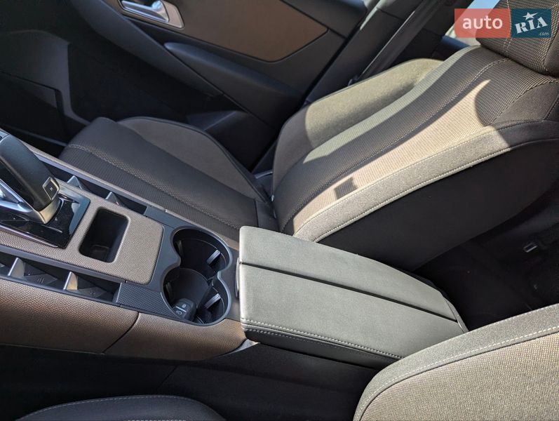 Позашляховик / Кросовер DS 7 Crossback 2021 в Дубні фото 17 Позашляховик / Кросовер DS 7 Crossback 2021 в Дубні