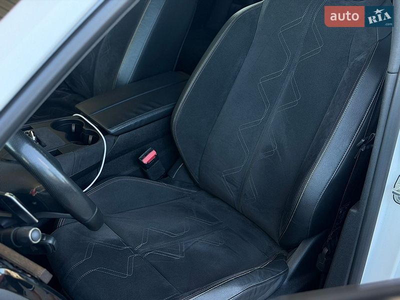 Позашляховик / Кросовер DS 7 Crossback 2019 в Львові