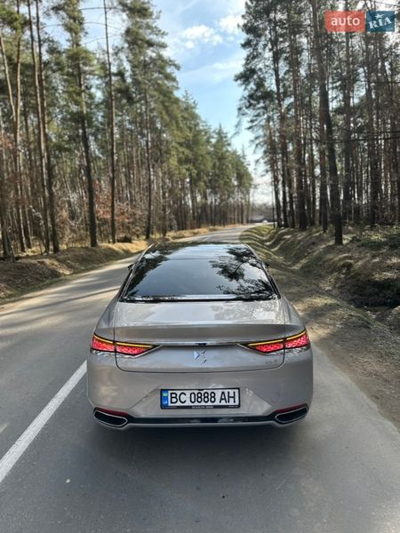 Седан DS 9 2021 в Львове