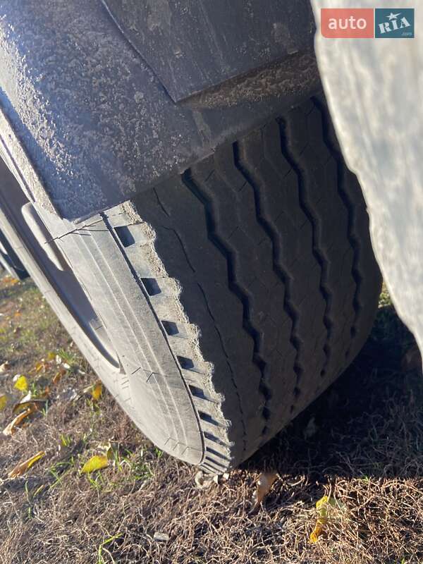 Зерновоз - полуприцеп ДСАН 27 2000 в Новой Басане