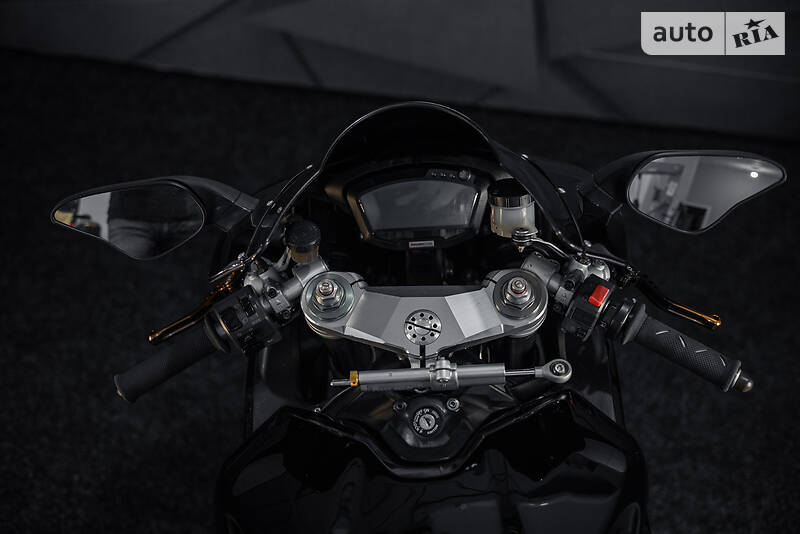 Спортбайк Ducati 1198 2009 в Киеве