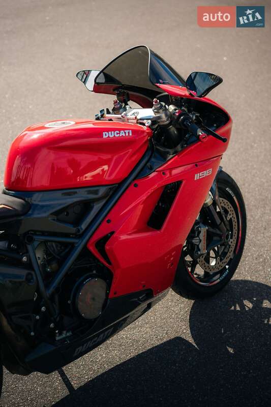 Спортбайк Ducati 1198 2009 в Киеве