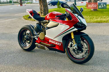 Спортбайк Ducati 1199 Panigale S 2012 в 