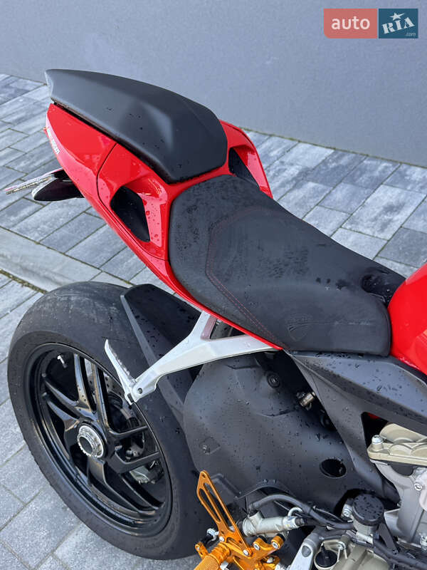 Спортбайк Ducati 1199 Panigale 2013 в Луцьку фото 2 Спортбайк Ducati 1199 Panigale 2013 в Луцьку