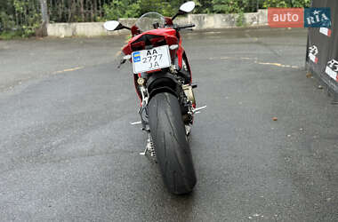 Спортбайк Ducati 1199 Panigale 2012 в 