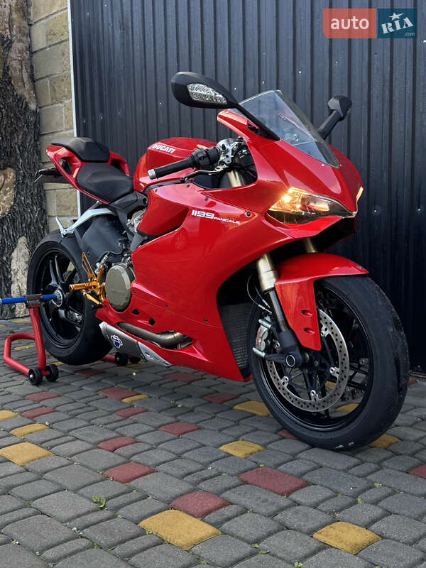 Спортбайк Ducati 1199 Panigale 2013 в Луцке фото Спортбайк Ducati 1199 Panigale 2013 в Луцке
