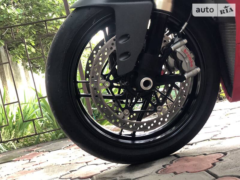 Спортбайк Ducati 1199 2012 в Одессе