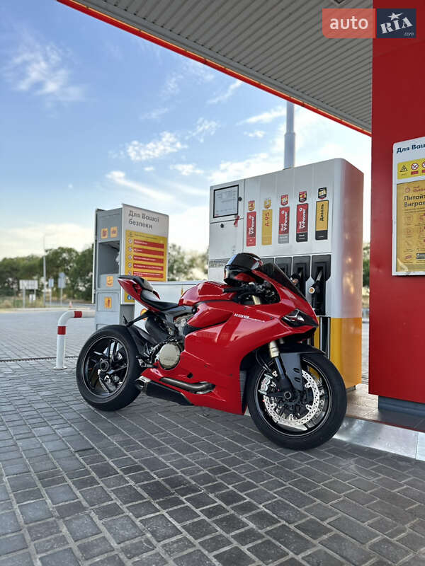 Спортбайк Ducati 1199 2012 в Одессе