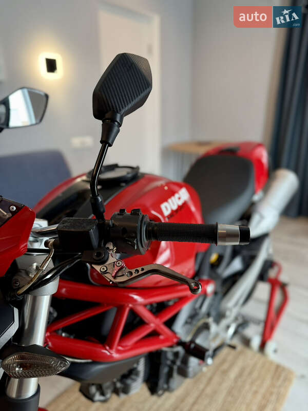 Мотоцикл Без обтікачів (Naked bike) Ducati 696 2008 в Києві фото 12 Мотоцикл Без обтікачів (Naked bike) Ducati 696 2008 в Києві